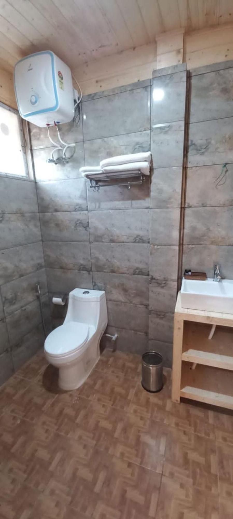 Vanprastha Resorts Dwarahat Εξωτερικό φωτογραφία